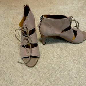 Franco Sarto taupe suede booties